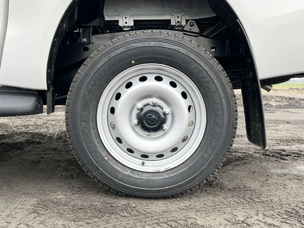 Toyota Hilux 2.4 GD6 Double Cab Pick-up 4x4 13