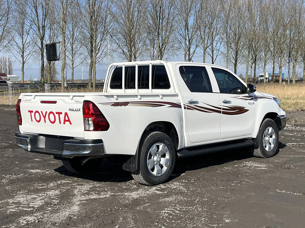 Toyota Hilux 2.4 GL Blindé 4x4 6