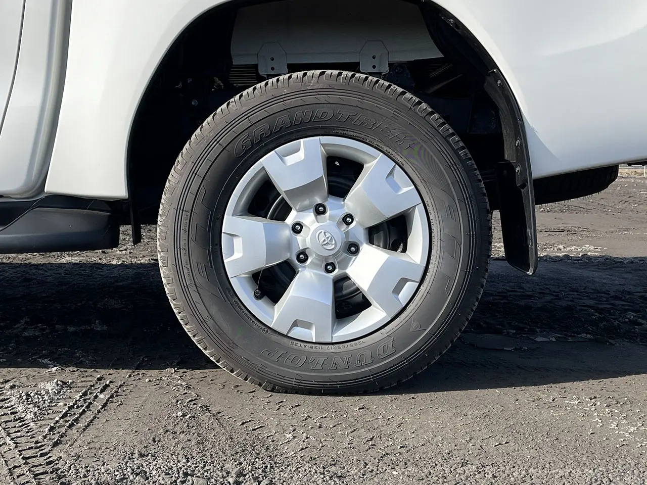 Toyota Hilux 2.4 GL Blindé 4x4 14