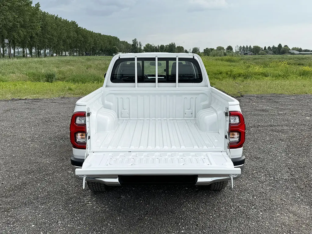 Toyota HiLux 2.4 GLX SR5 4x4 Pick-up cabine double 11