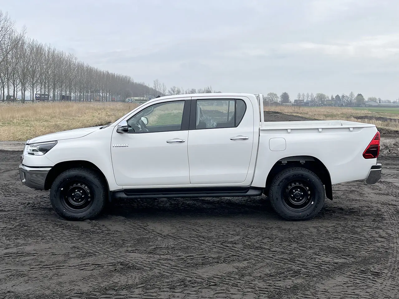 Toyota Hilux GLX T.DSL Double Cab Pick-up 4x4 2
