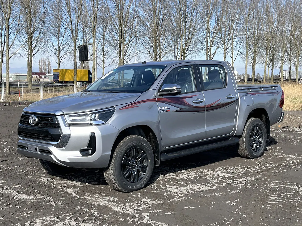 Toyota Hilux GLX T.DSL Double Cab Pick-up 4x4 1