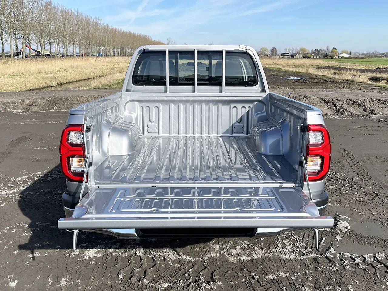 Toyota Hilux GLX T.DSL Double Cab Pick-up 4x4 12