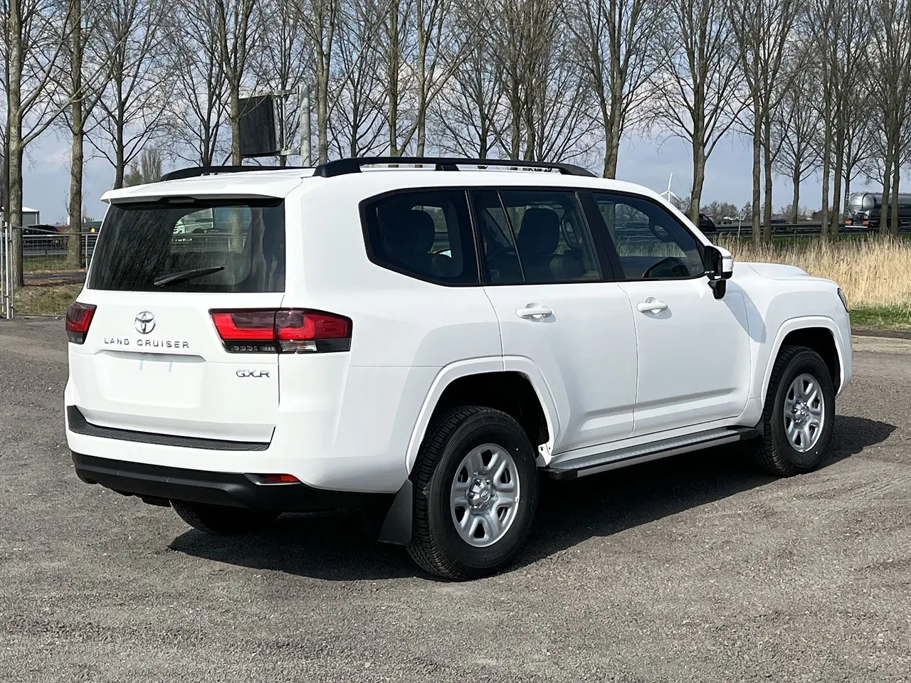 Toyota Land Cruiser 300 GX.R SUV (Véhicule Utilitaire Sport) 4x4 6
