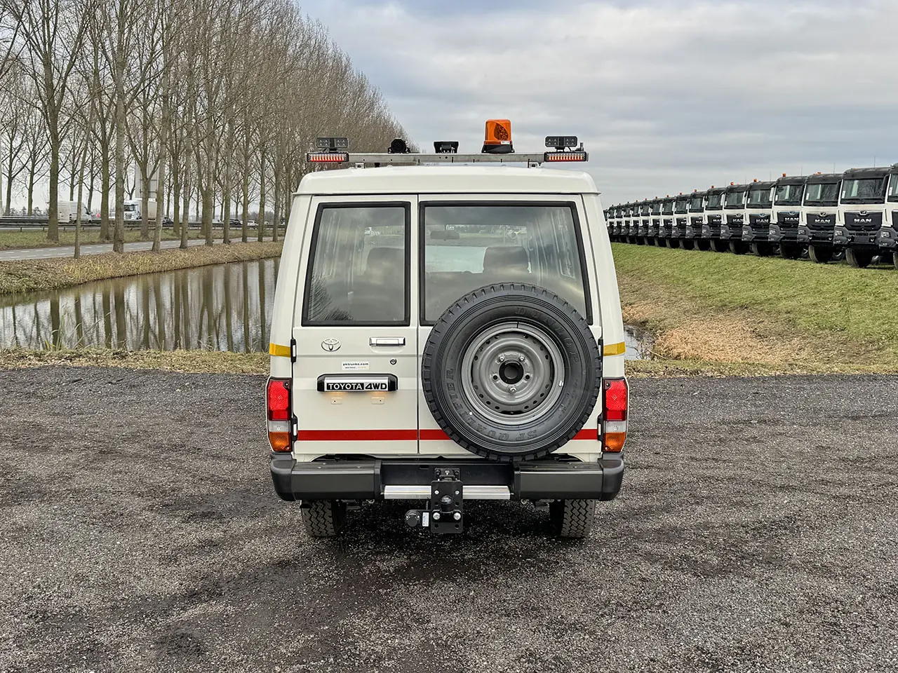 Toyota Land Cruiser HZJ78L 4x4 Hard Top 10