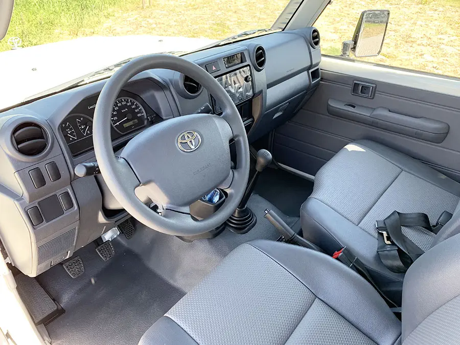 Toyota Land Cruiser HZJ78L 4x4 Hard Top 7