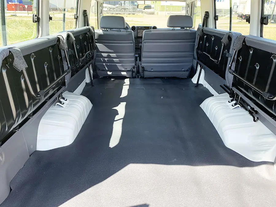 Toyota Land Cruiser HZJ78L 4x4 Hard Top 10