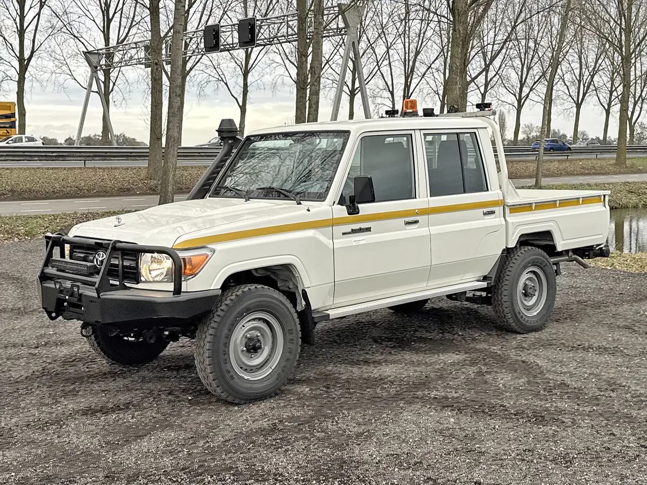 Toyota Land Cruiser HZJ79 4x4 Pick-up cabine double