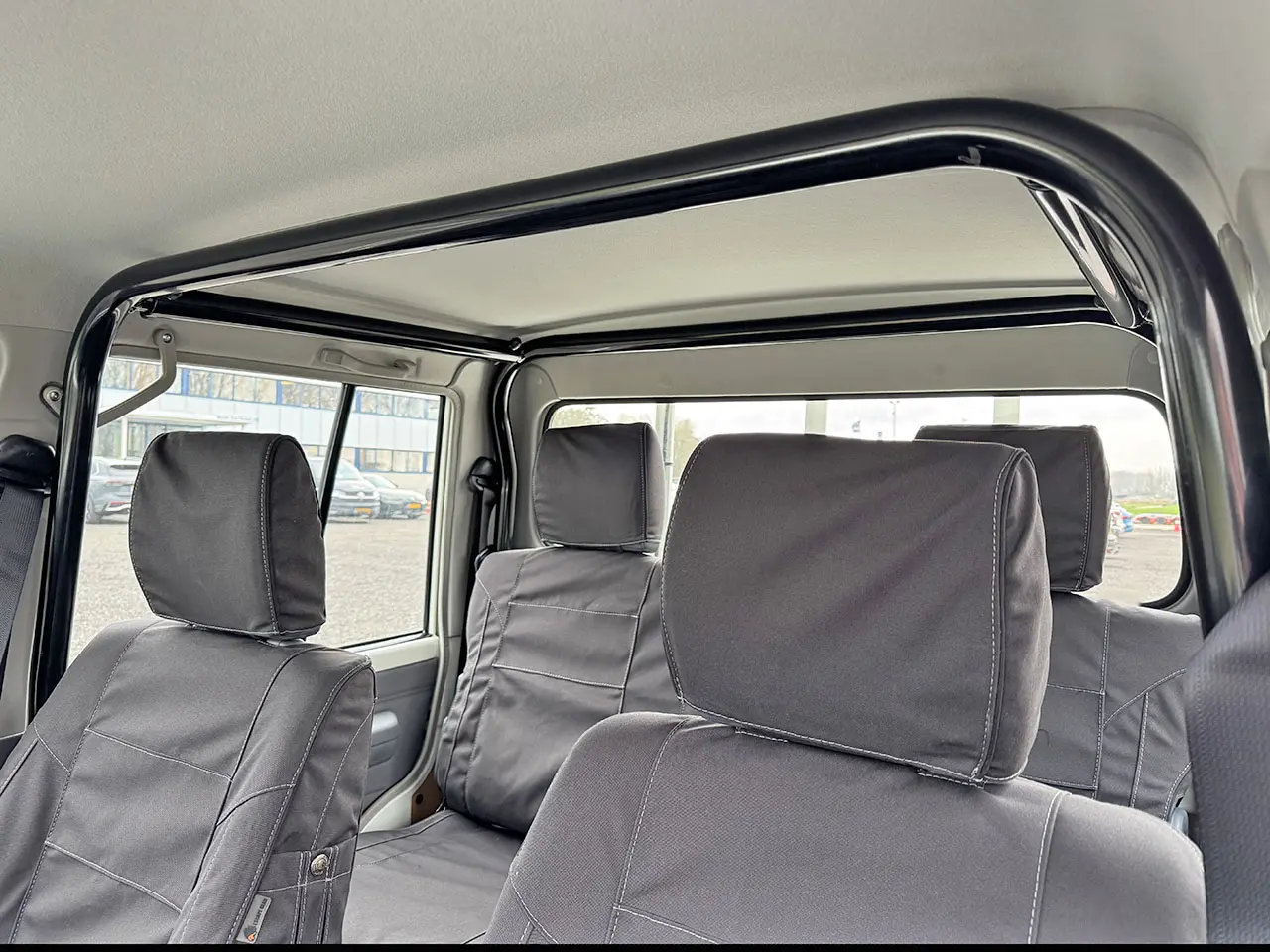 Toyota Land Cruiser HZJ79 4x4 Pick-up cabine double 10