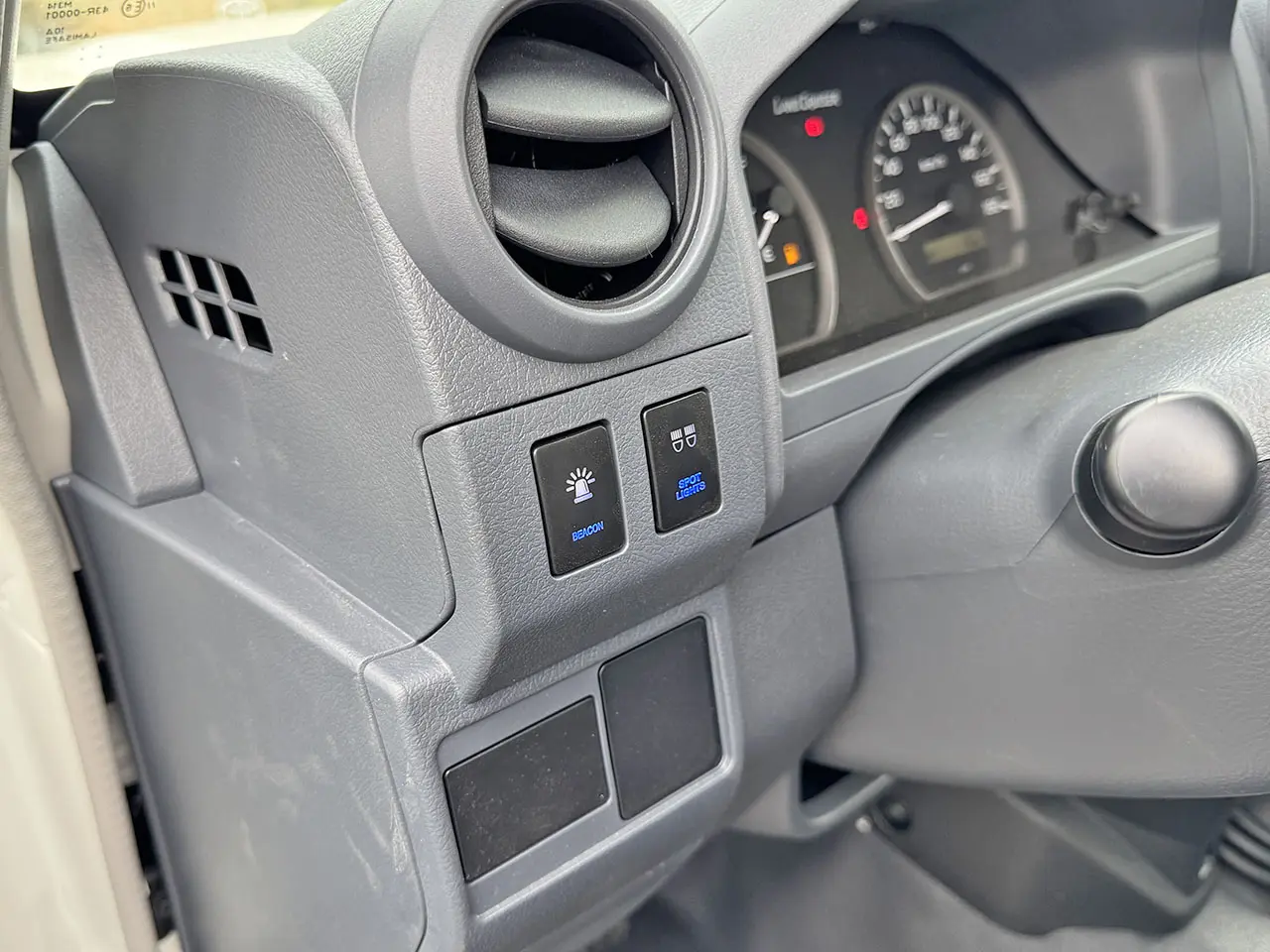 Toyota Land Cruiser HZJ79 4x4 Pick-up cabine double 12