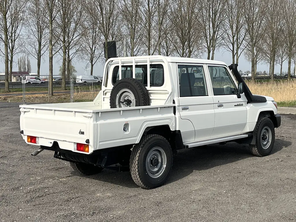 Toyota Land Cruiser HZJ79 4x4 Double Cab Pick-up 6