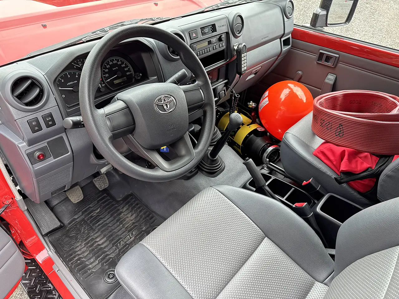 Toyota Land Cruiser HZJ79 Fire Fighting Vehicle 4x4 3