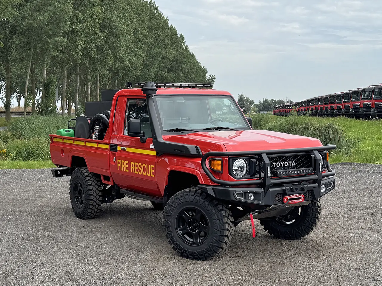Toyota Land Cruiser HZJ79 Fire Fighting Vehicle 4x4 4
