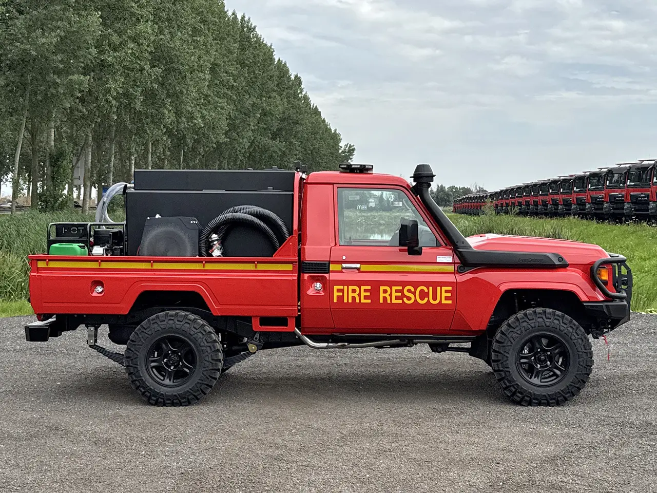 Toyota Land Cruiser HZJ79 Fire Fighting Vehicle 4x4 5