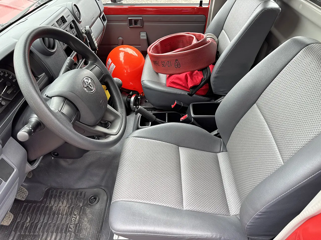 Toyota Land Cruiser HZJ79 Fire Fighting Vehicle 4x4 9