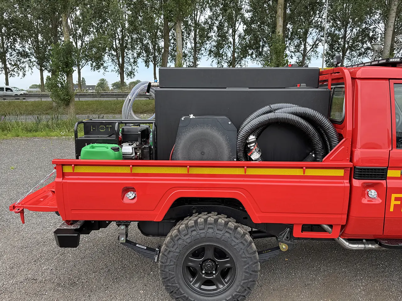 Toyota Land Cruiser HZJ79 Fire Fighting Vehicle 4x4 11