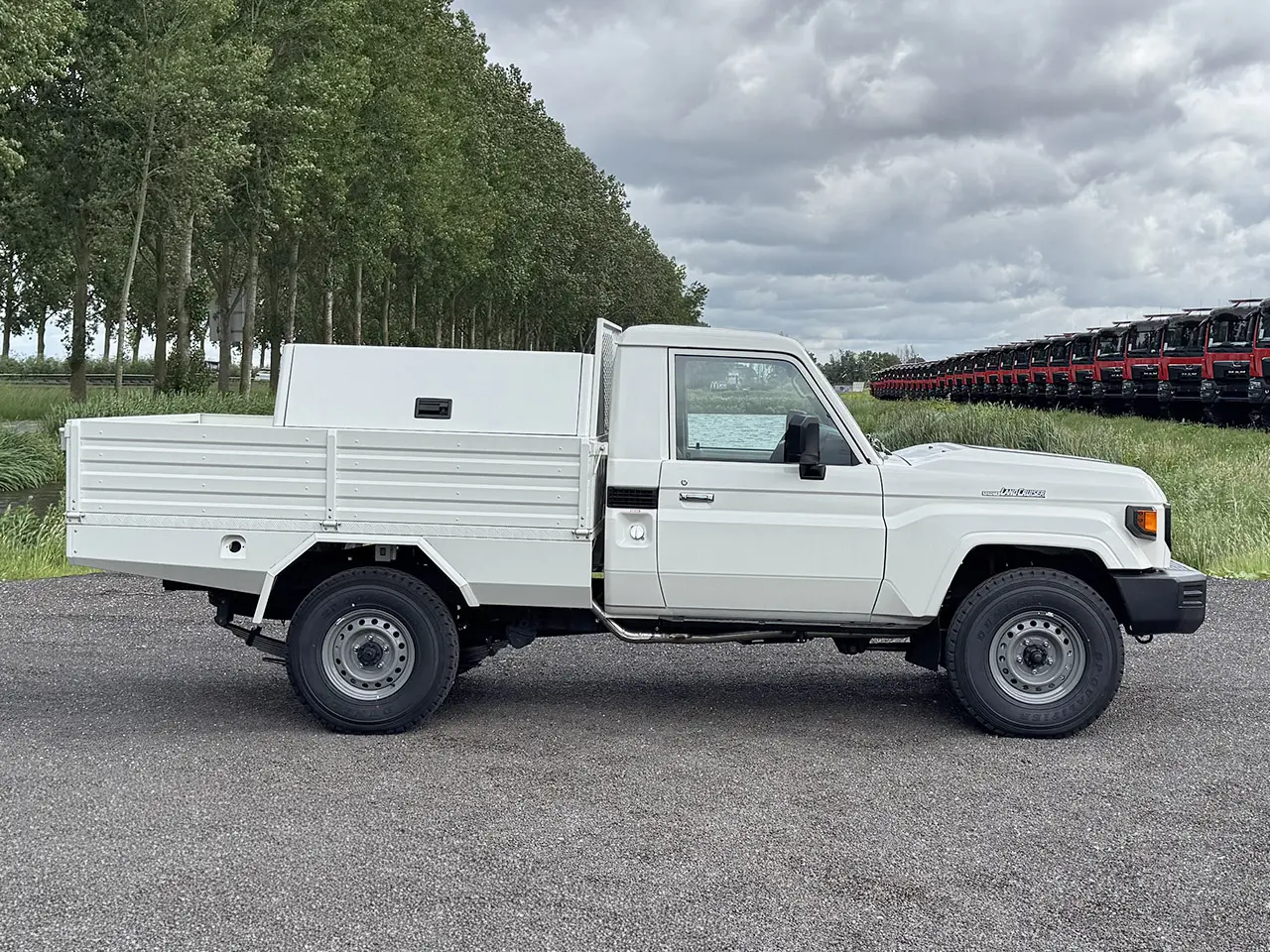 Toyota Land Cruiser HZJ79 Single Cab Pick-up 4x4 5