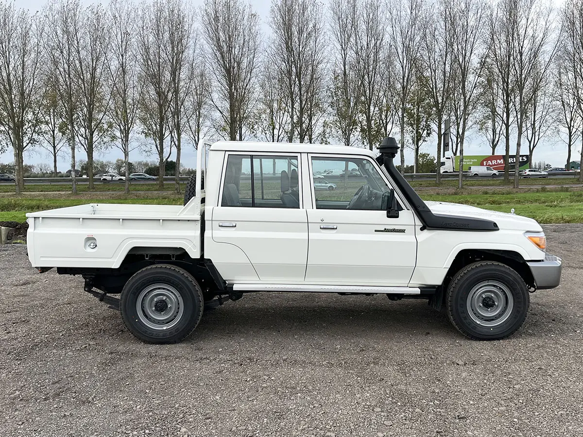 Toyota Land Cruiser HZJ79L 4x4 Double Cab Pick-up 5