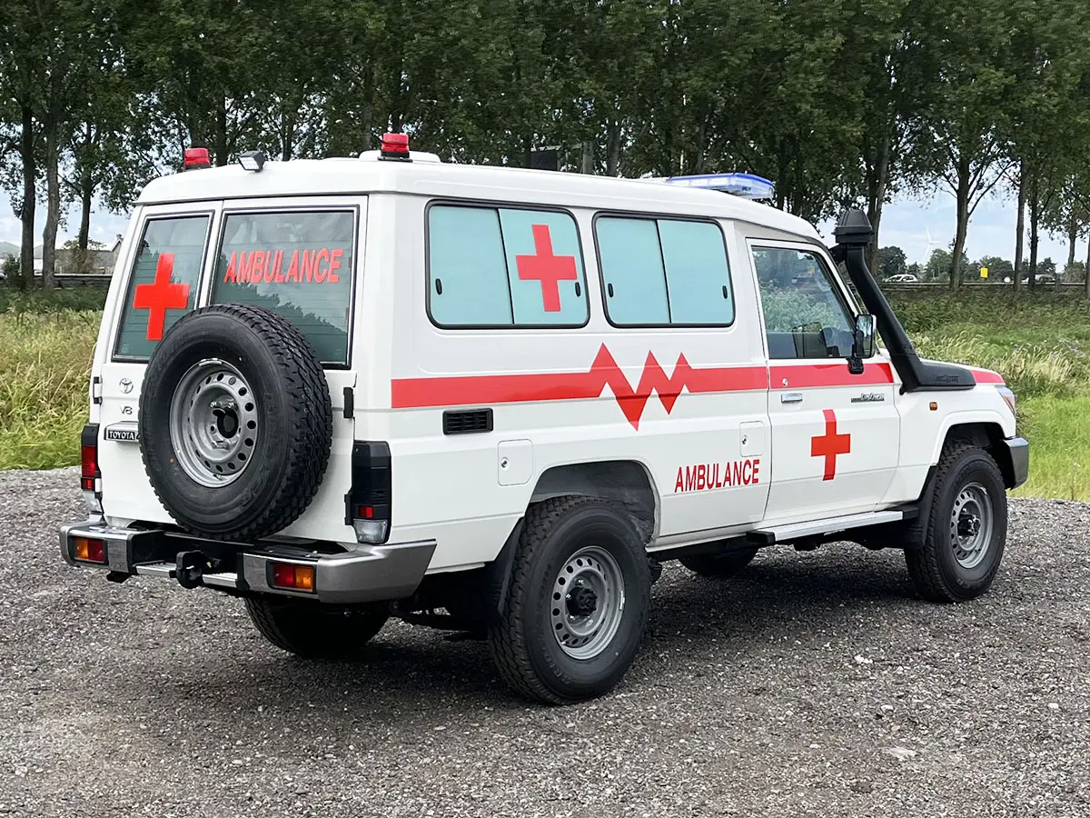 Toyota Land Cruiser VDJ78L V8 Ambulance 4x4 6
