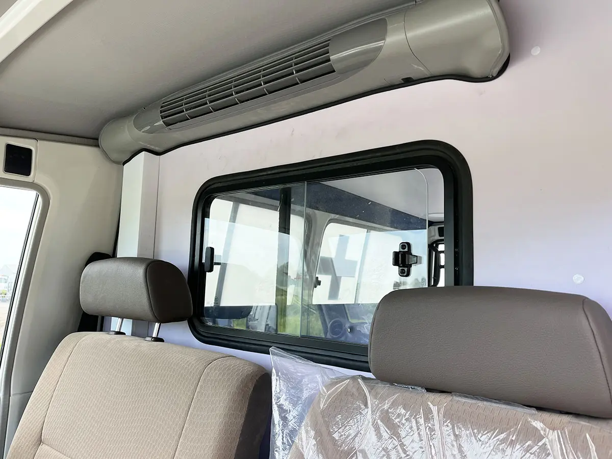 Toyota Land Cruiser VDJ78L V8 4x4 Ambulance 12