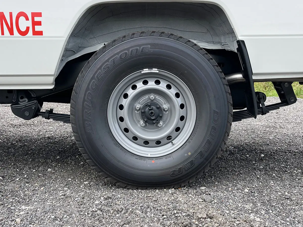 Toyota Land Cruiser VDJ78L V8 Ambulance 4x4 22