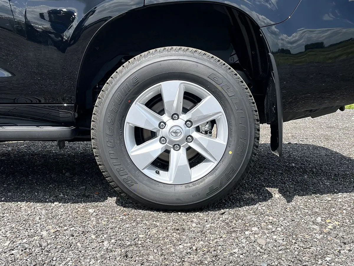 Toyota Prado TXL AT SUV (Véhicule Utilitaire Sport) 4x4 16