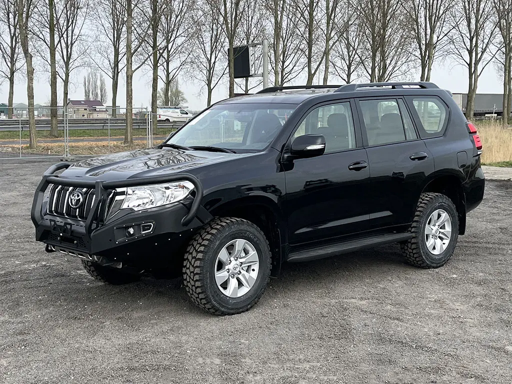 Toyota Prado TXL AT 4x4 Sports Utility Vehicle (SUV) 1