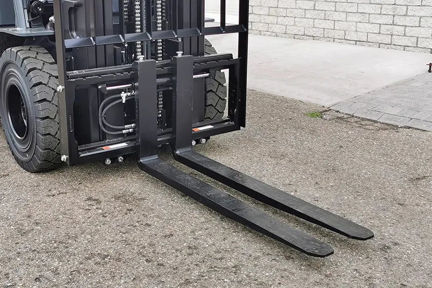 Toyota Tonero 52-8FDF25 Forklift 4x2 12