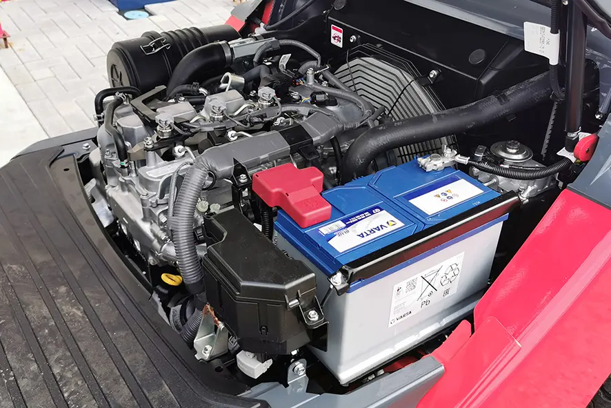 Toyota Tonero 52-8FDF25 4x2 Forklift 12