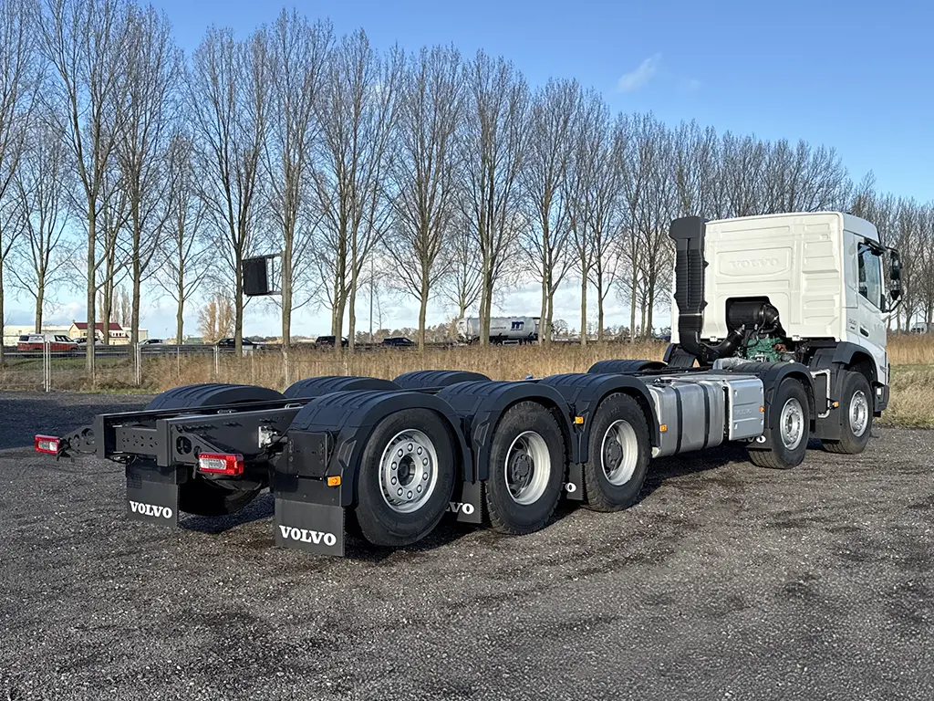 Volvo FMX 500 10x4 Chassis Cabin 6