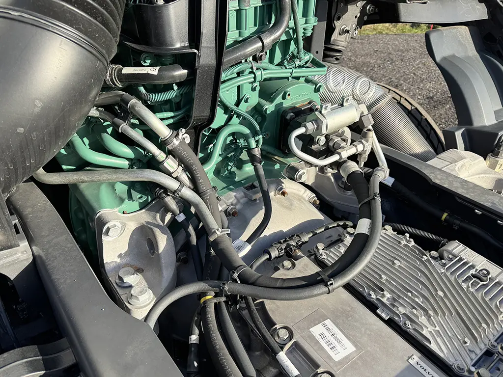 Volvo FMX 500 10x4 Chassis Cabin 13