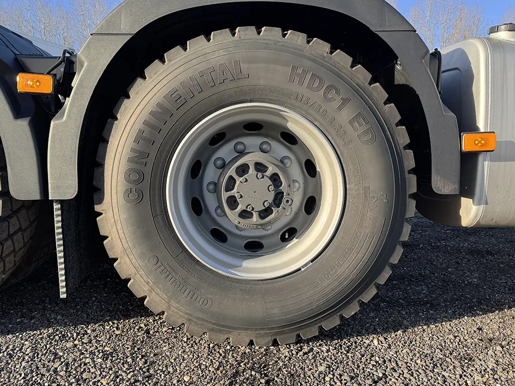 Volvo FMX 500 Chassis Cabin 10x4 16
