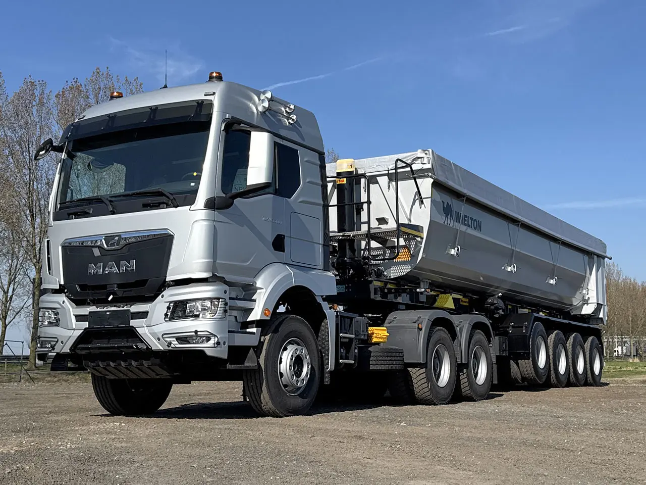 Wielton NW4S Strong Shahel 4-Axle Tipper Trailer