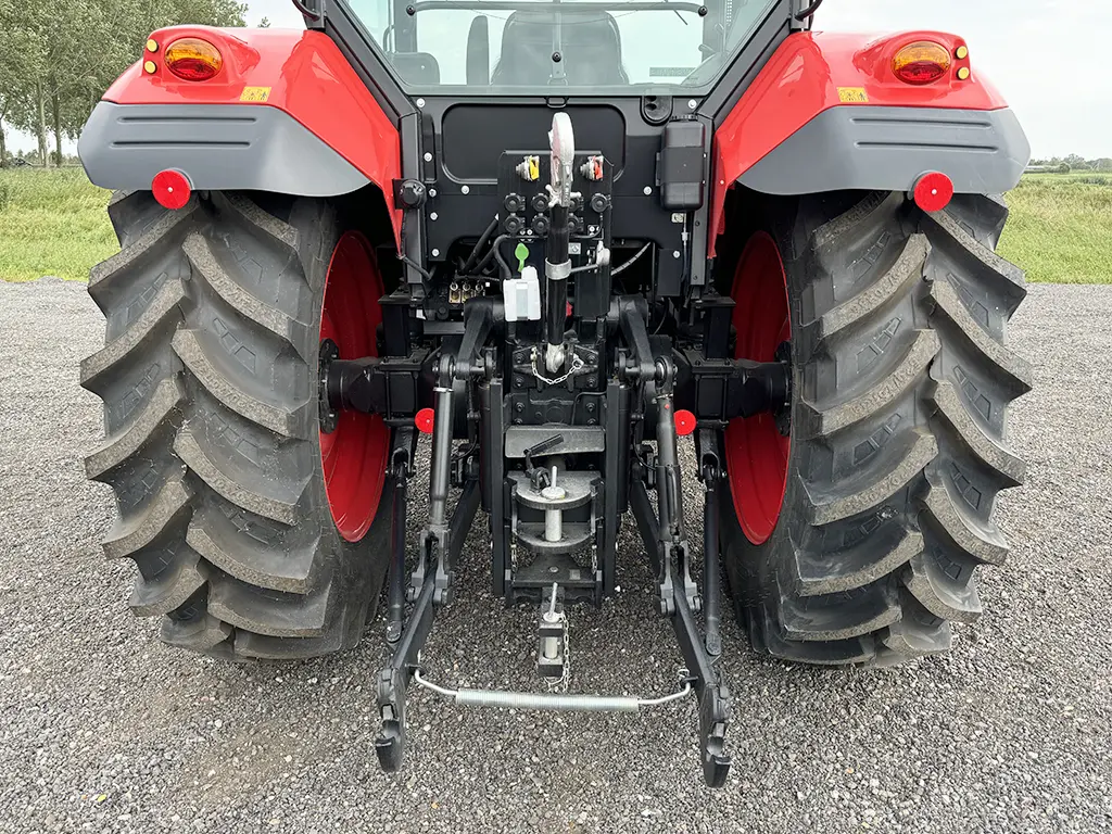 Zetor Forterra CL 135 4x4 Agricultural Tractor 13