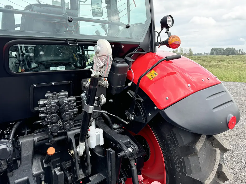 Zetor Proxima Plus 110 Tracteur agricole 4x4 12