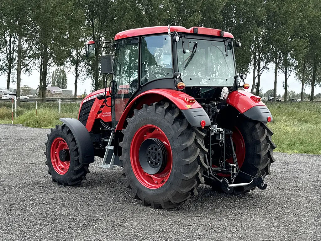 Zetor Proxima Power 120 4x4 Agricultural Tractor 3