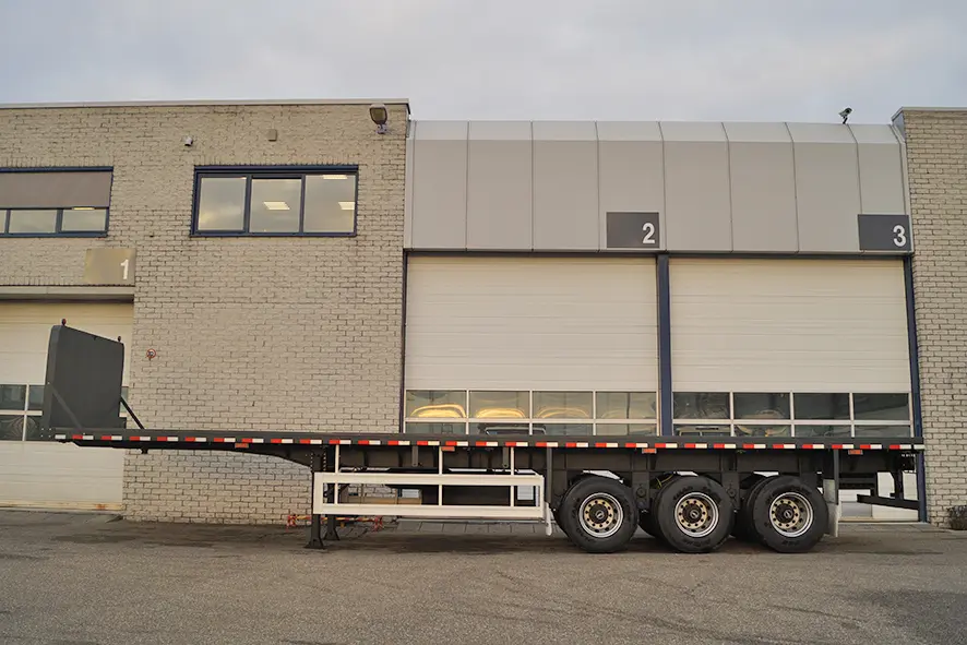 CIMC 40 Container Flatbed Trailer with Twistlock 3-Axle 3