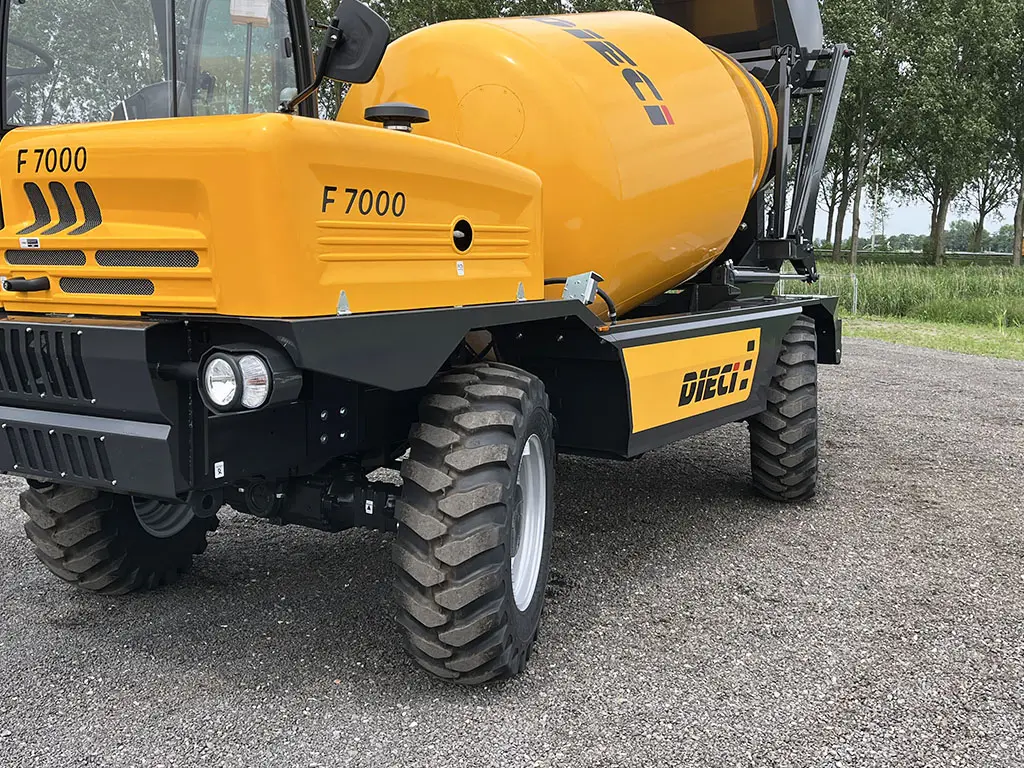 Dieci F7000 Self Loading Concrete Mixer 4x4 15