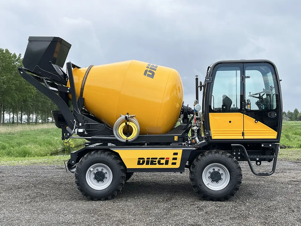 Dieci L-4700 4x4 Autochargeuse à béton 6
