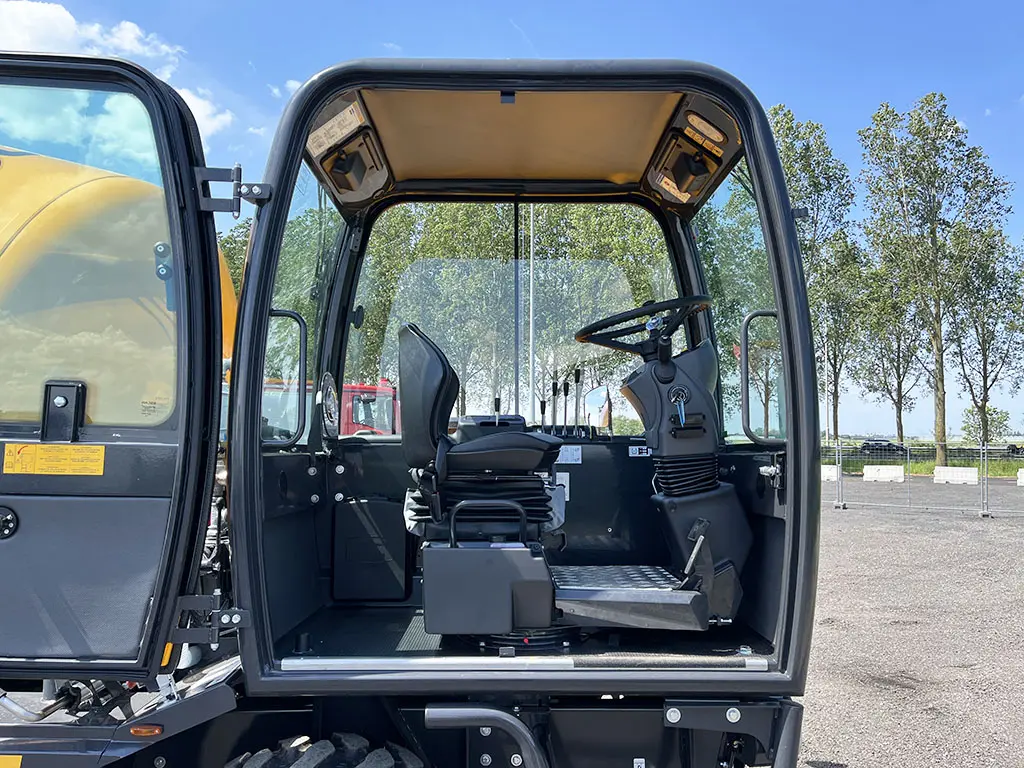 Dieci L-4700 4x4 Autochargeuse à béton 8