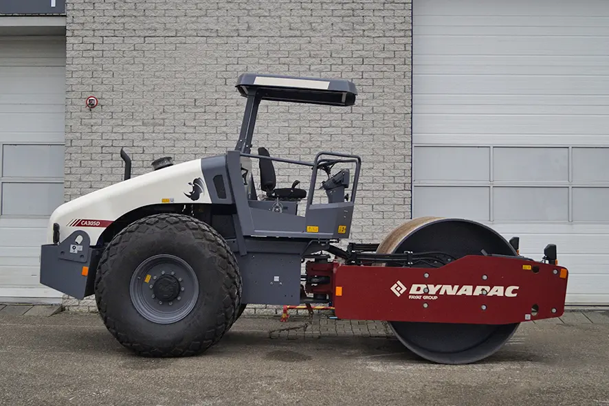 Dynapac CA305D 1-Axle Soil Compacter 6