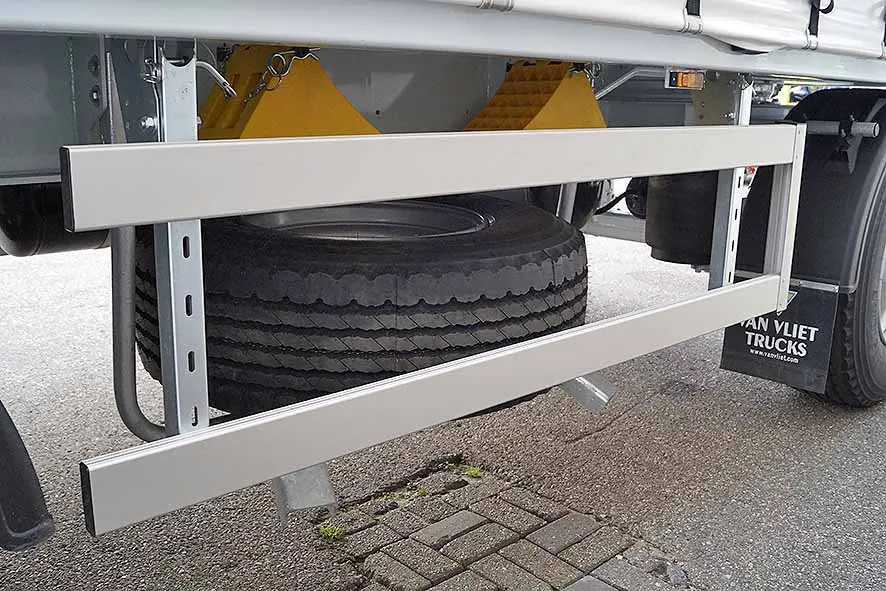 Euromax C3 3-Axle Canvas Box Drawbar Trailer 13