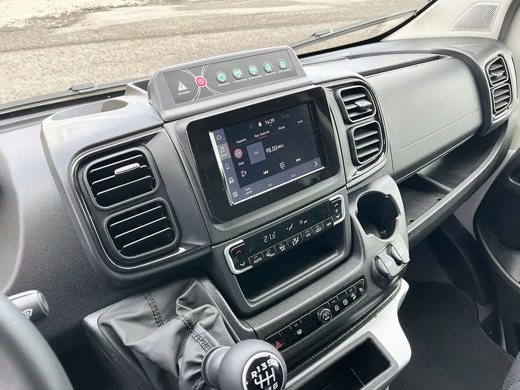 Fiat Ducato L2H2 4x2 Ambulance fourgon 9