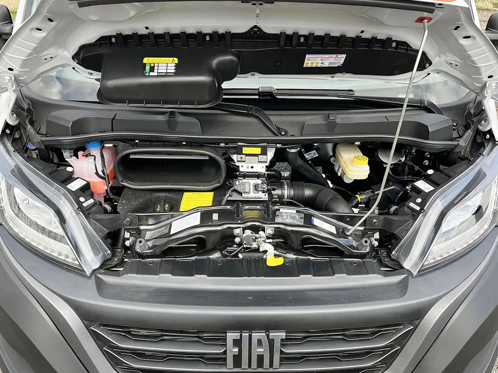 Fiat Ducato L2H2 4x2 Ambulance fourgon 25