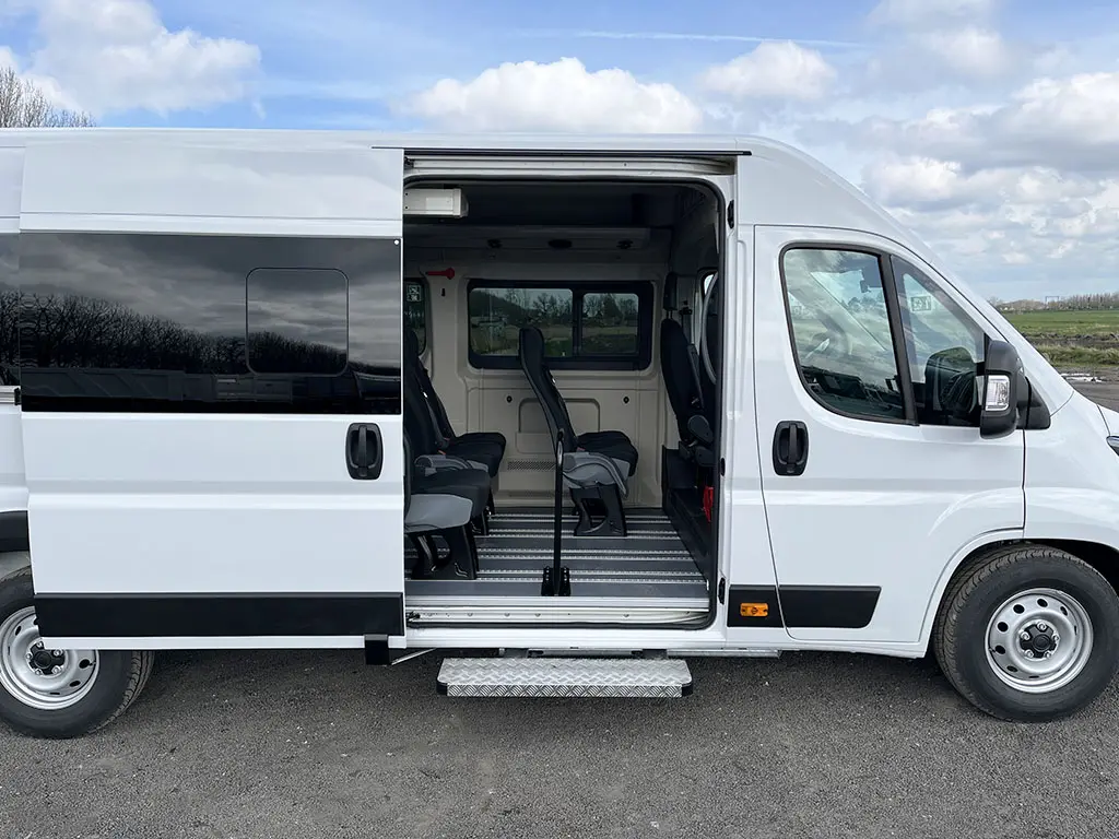 Fiat Ducato XL4H2 Mini Bus 4x2 14