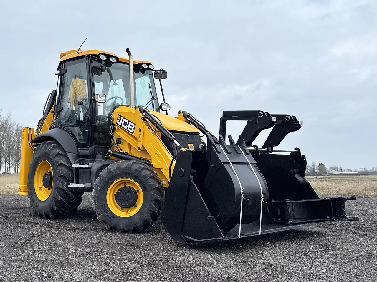 JCB 3CX Sitemaster Chargeuse pelleteuse 4x4 4