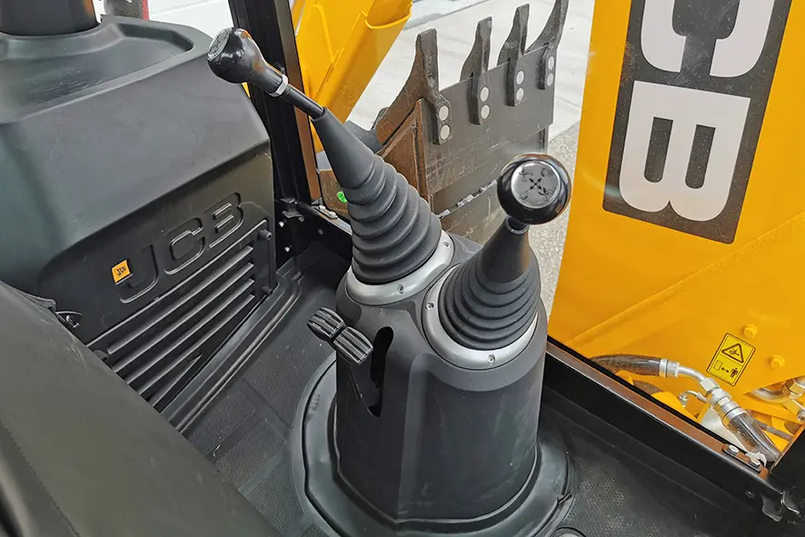 JCB 3DX Plus 4x4 Chargeuse pelleteuse 10