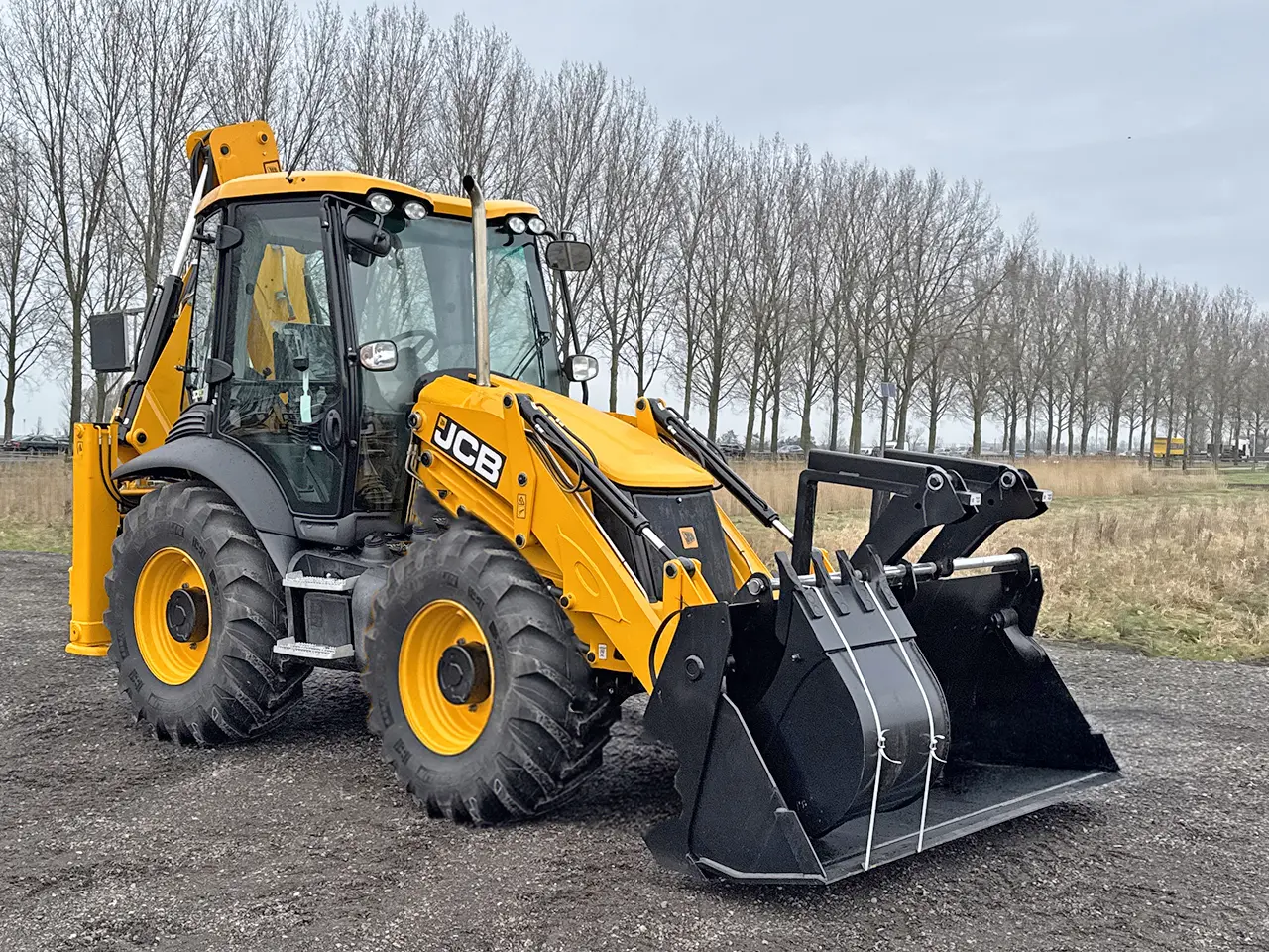 JCB 4CX Plus 4x4 Backhoe Loader