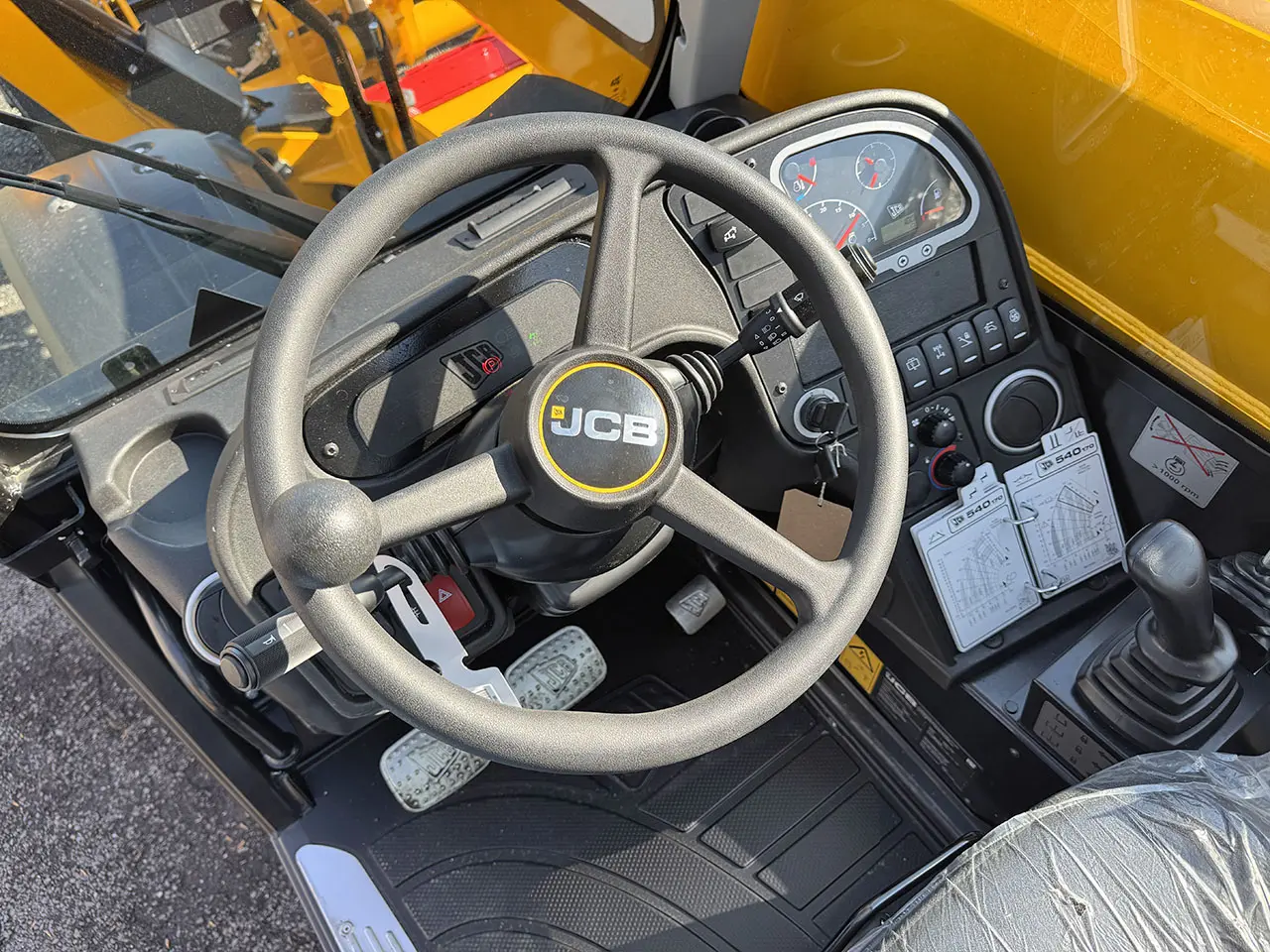 JCB 540 170 4x4 Telehandler 10