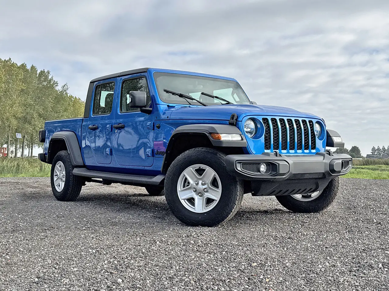 Jeep Gladiator Sport 4x4 SUV (Véhicule Utilitaire Sport) 5